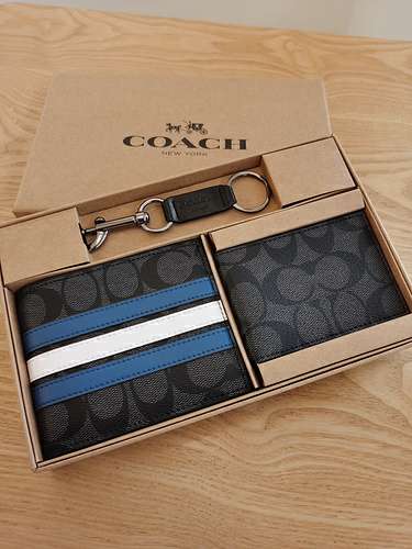 Picture of Coach Wallets _SKUfw85406378fw
